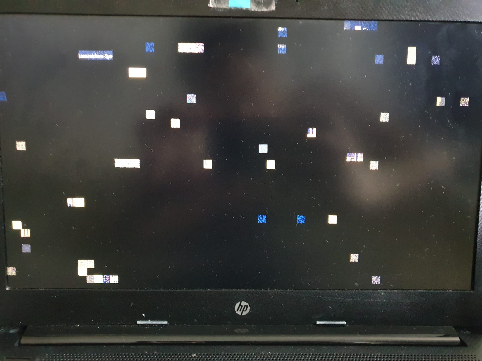 Laptop freezes randomly with strange screen r/pchelp