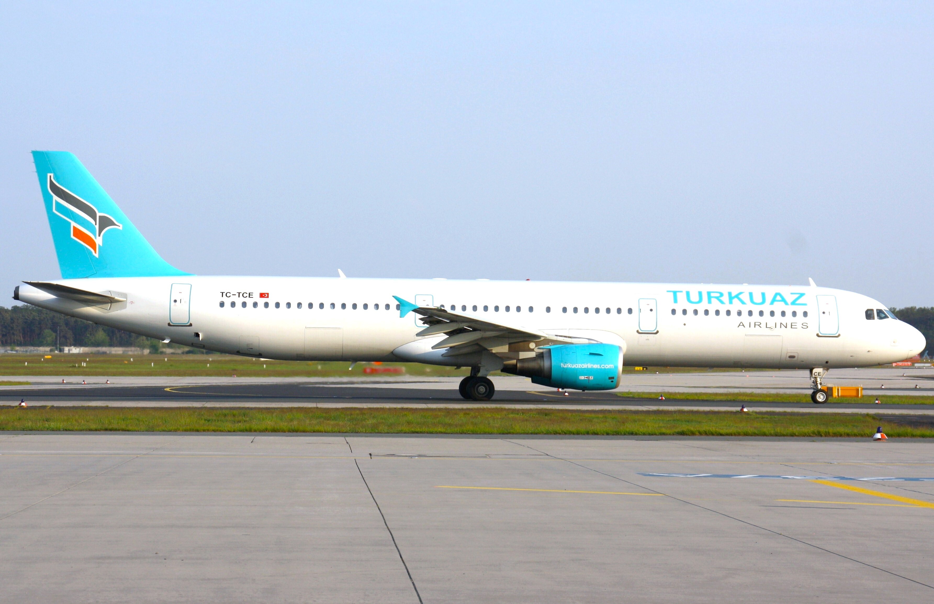Turkuaz Airlines (Türkei), TC-TCE