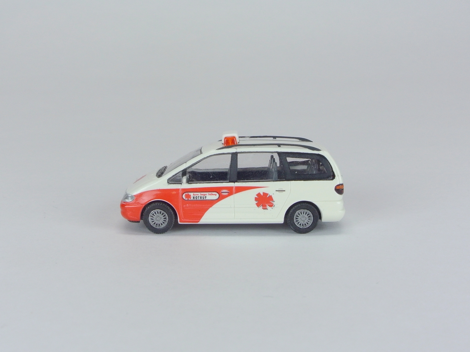 VW Sharan, Björn-Steiger-Stiftung, l