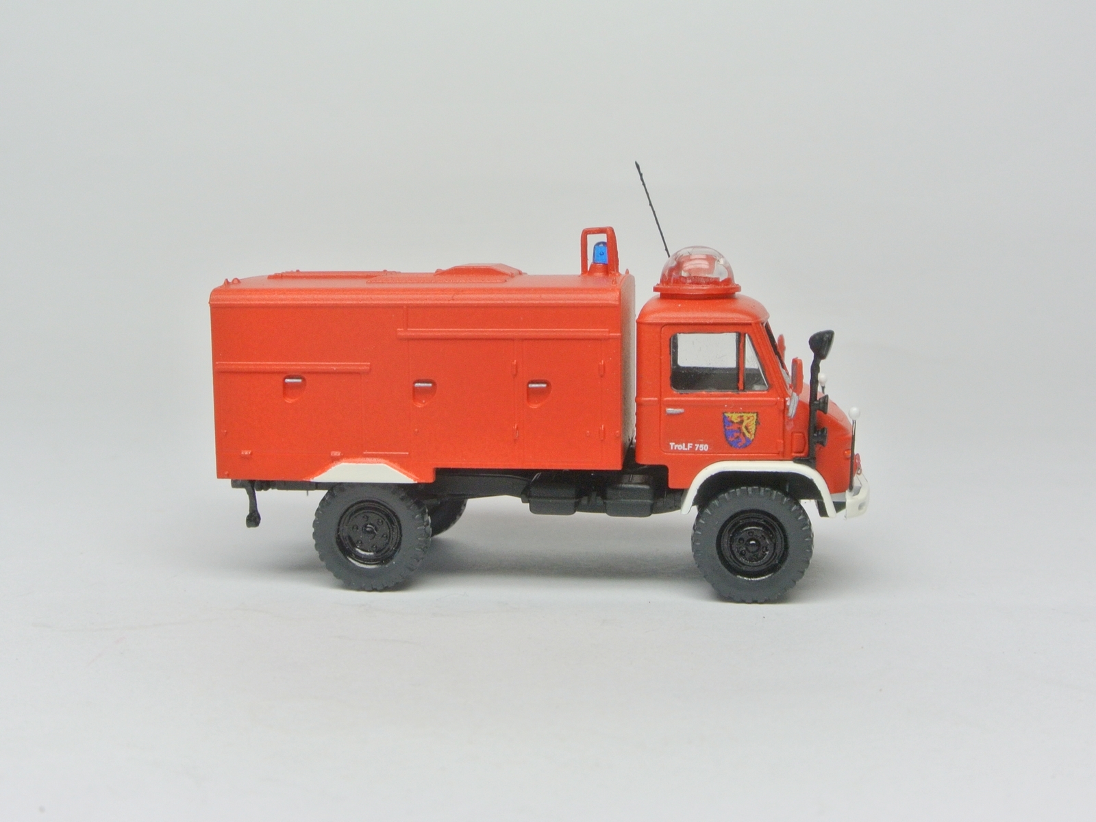 TroLF 750, Unimog, rot, r