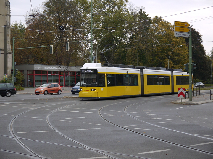1091 > 1591, 61, Hst. Bahnhofstraße/Lindenstraße