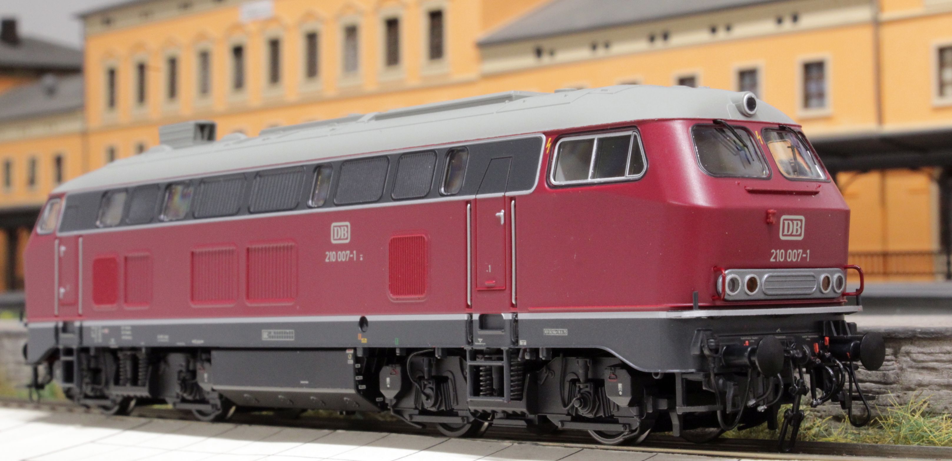 210 007 DB 