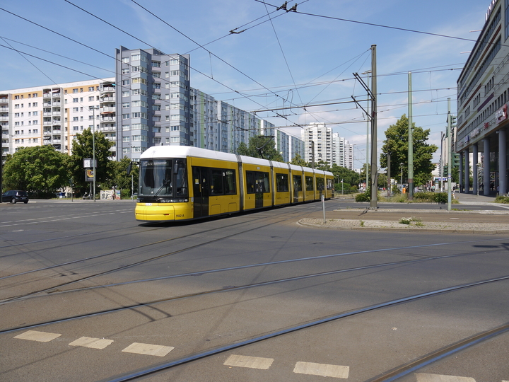 9142, M5, Hst. Prerower Platz