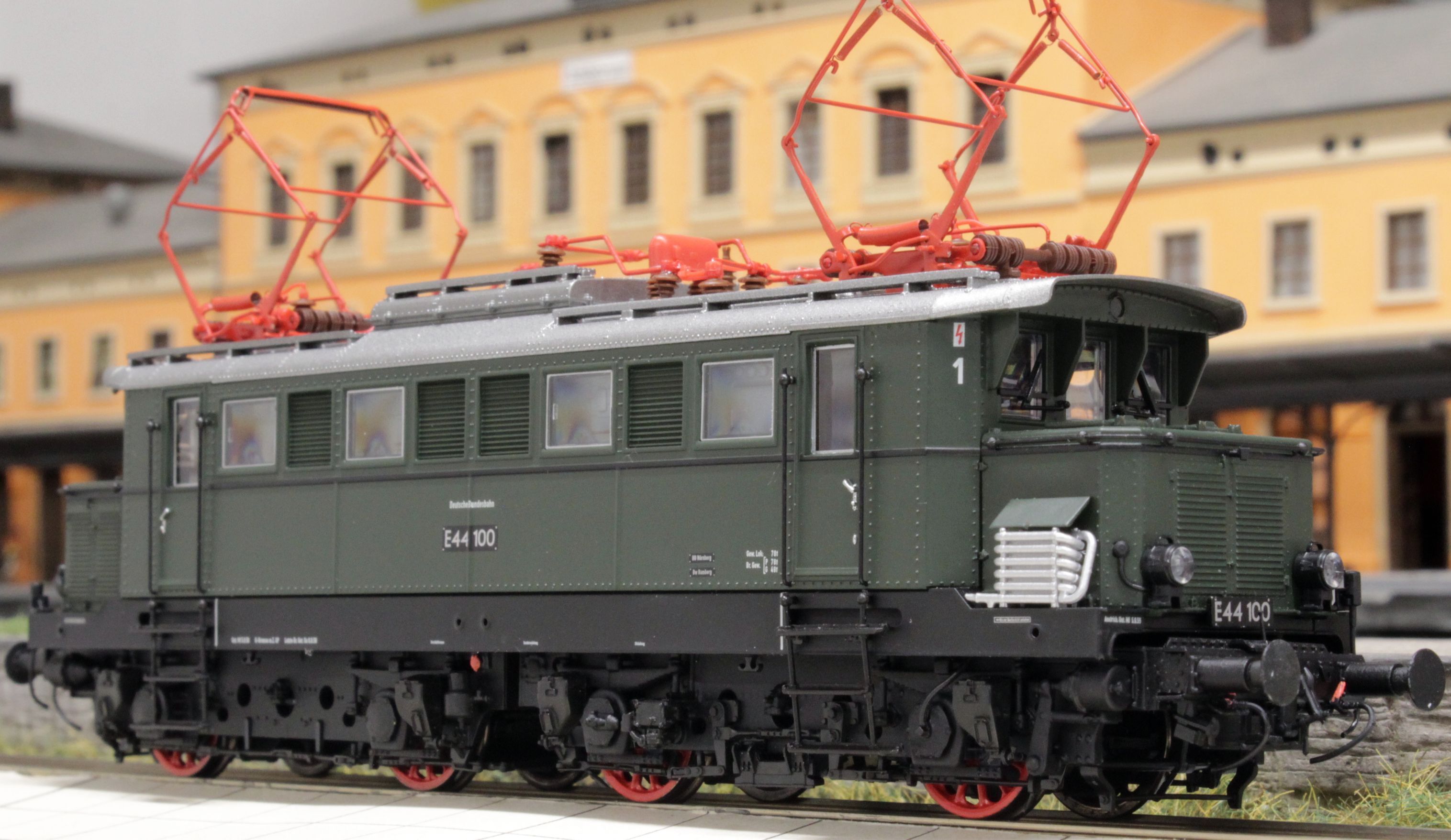 E 44 100 DB - Brawa