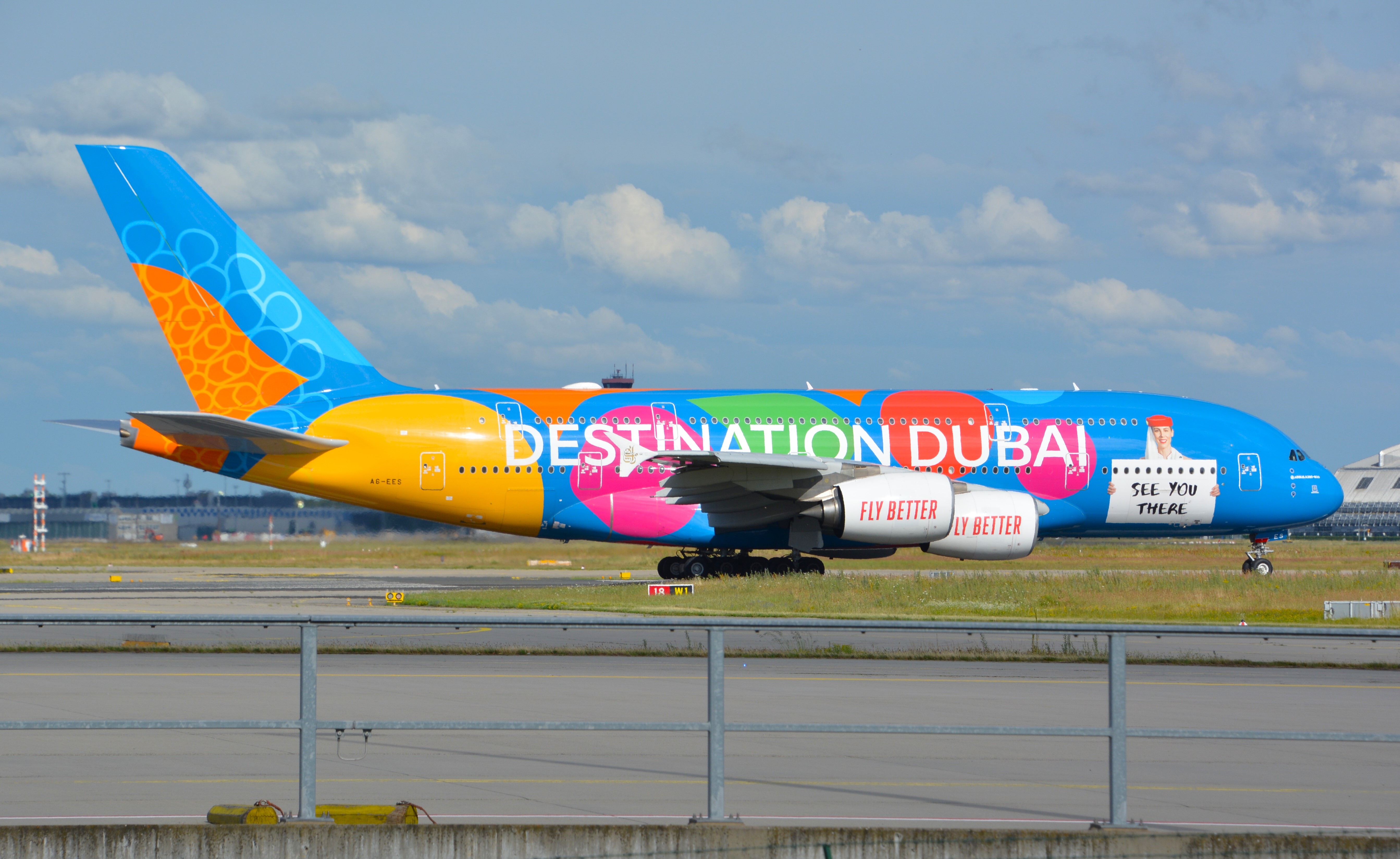 Emirates (Vereinigte Arabische Emirate), A6-EES