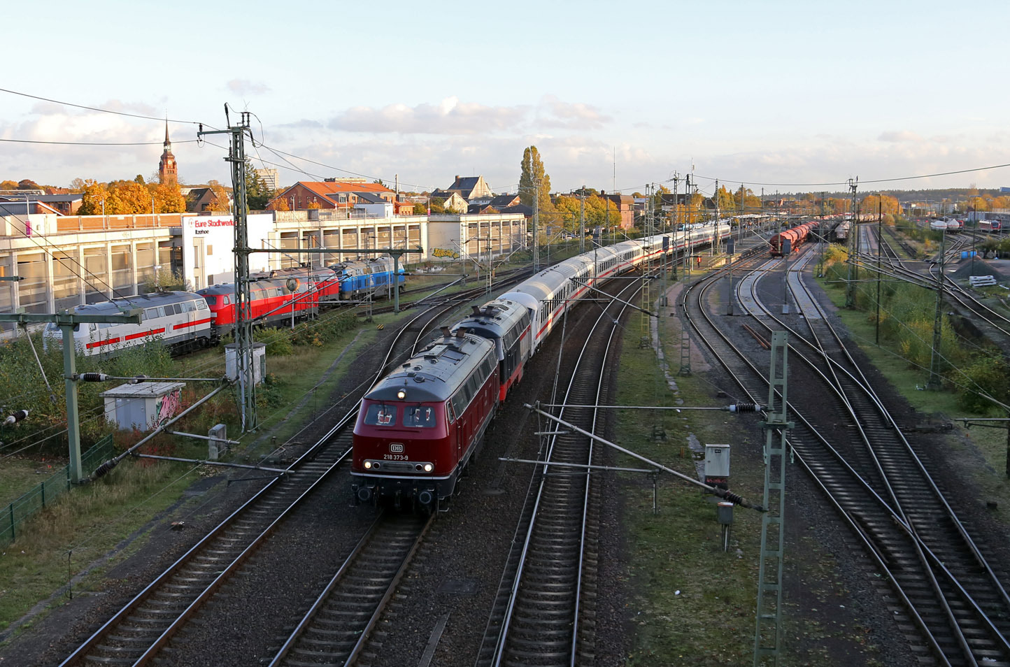 https://s20.directupload.net/images/user/241027/npddqjzt.jpg