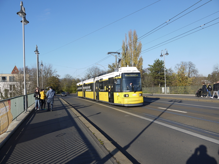 1082 > 1582, 67, Lindenstraße