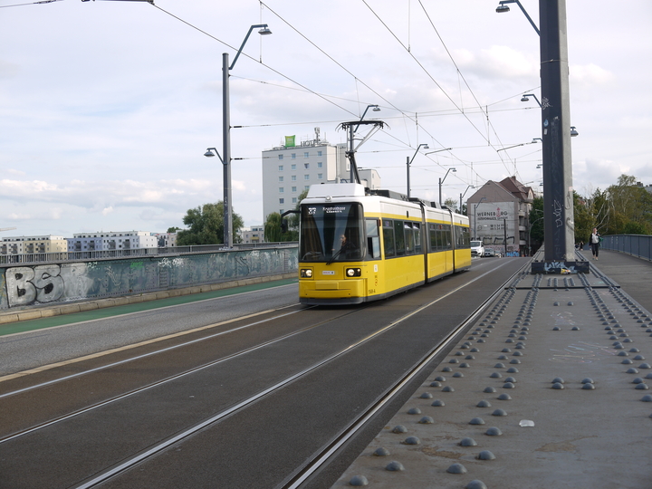 1069 > 1569, 27, Edisonstraße