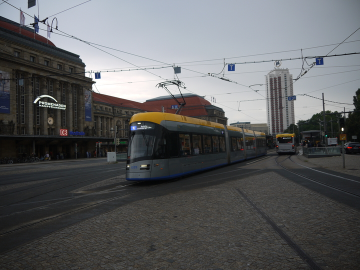 1025, 4, Hst. Hauptbahnhof